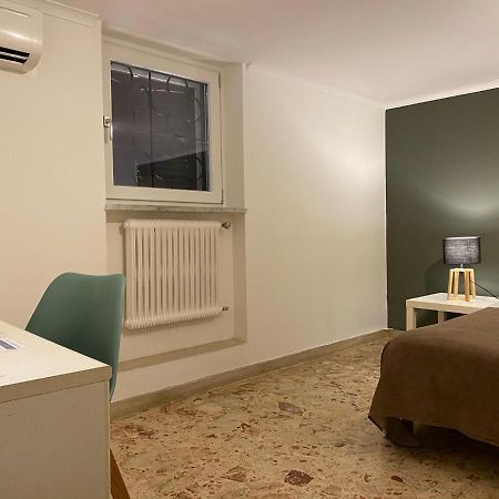 Charme Rooms Taranto Exteriör bild