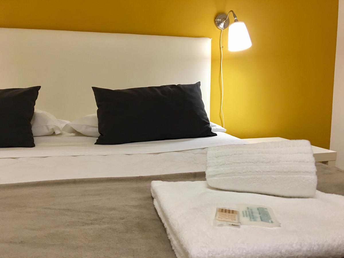 Charme Rooms Taranto Exteriör bild